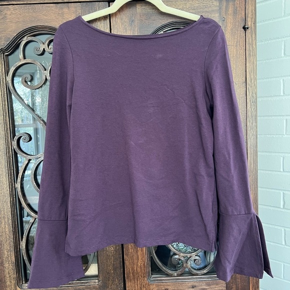Halogen bell sleeve top - Picture 1 of 4